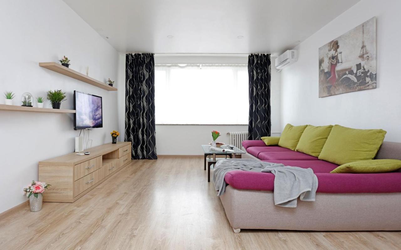 Cozy Apartment With A View Bucareste Exterior foto